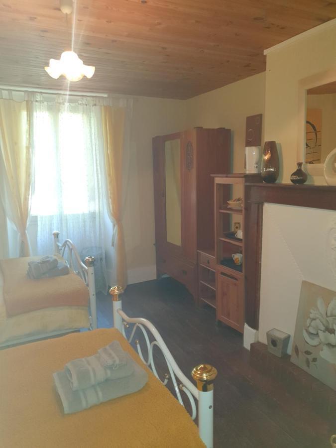 Magnac-Laval Sunset House Chambres De Hotes المظهر الخارجي الصورة