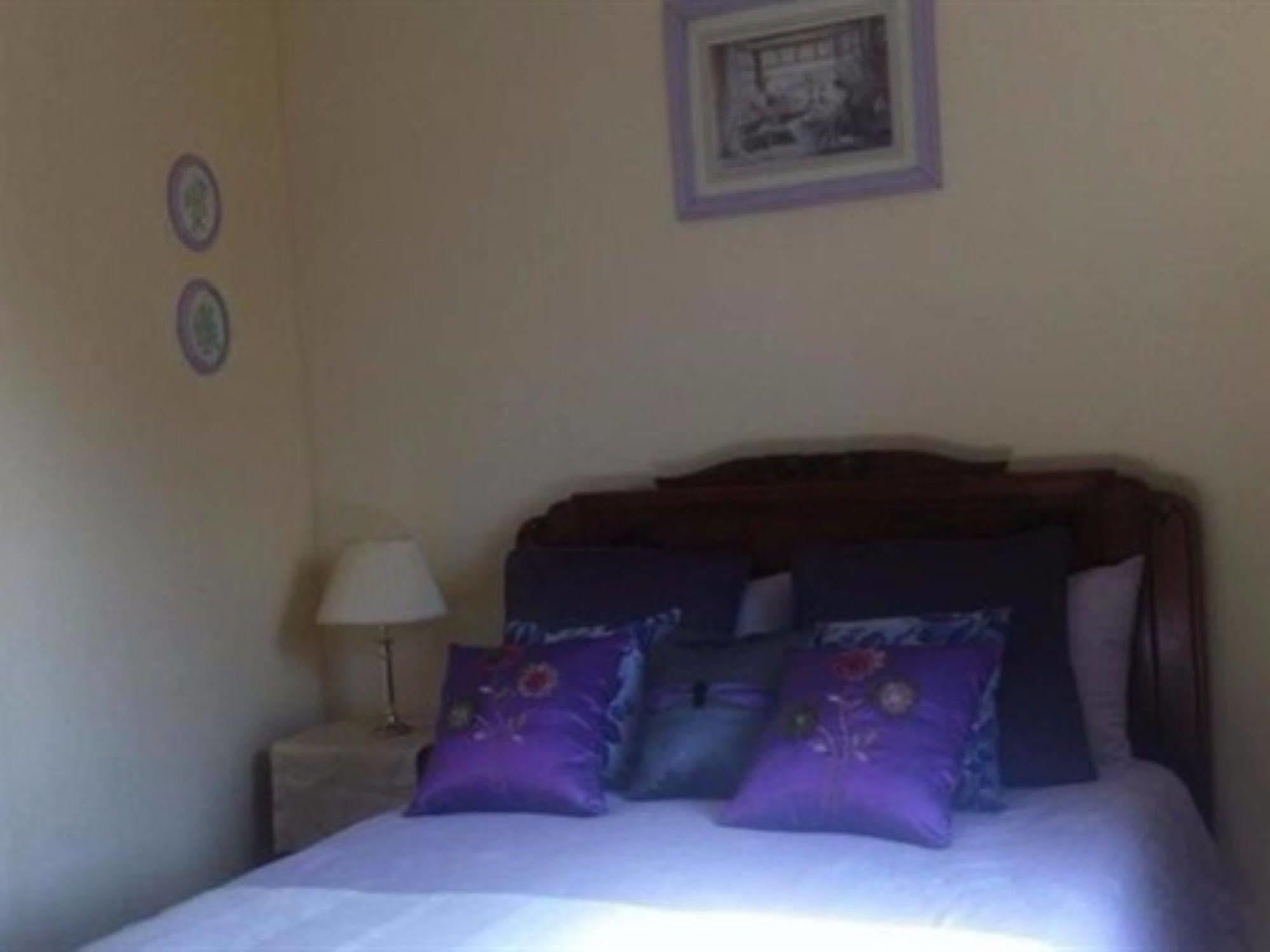 Magnac-Laval Sunset House Chambres De Hotes المظهر الخارجي الصورة