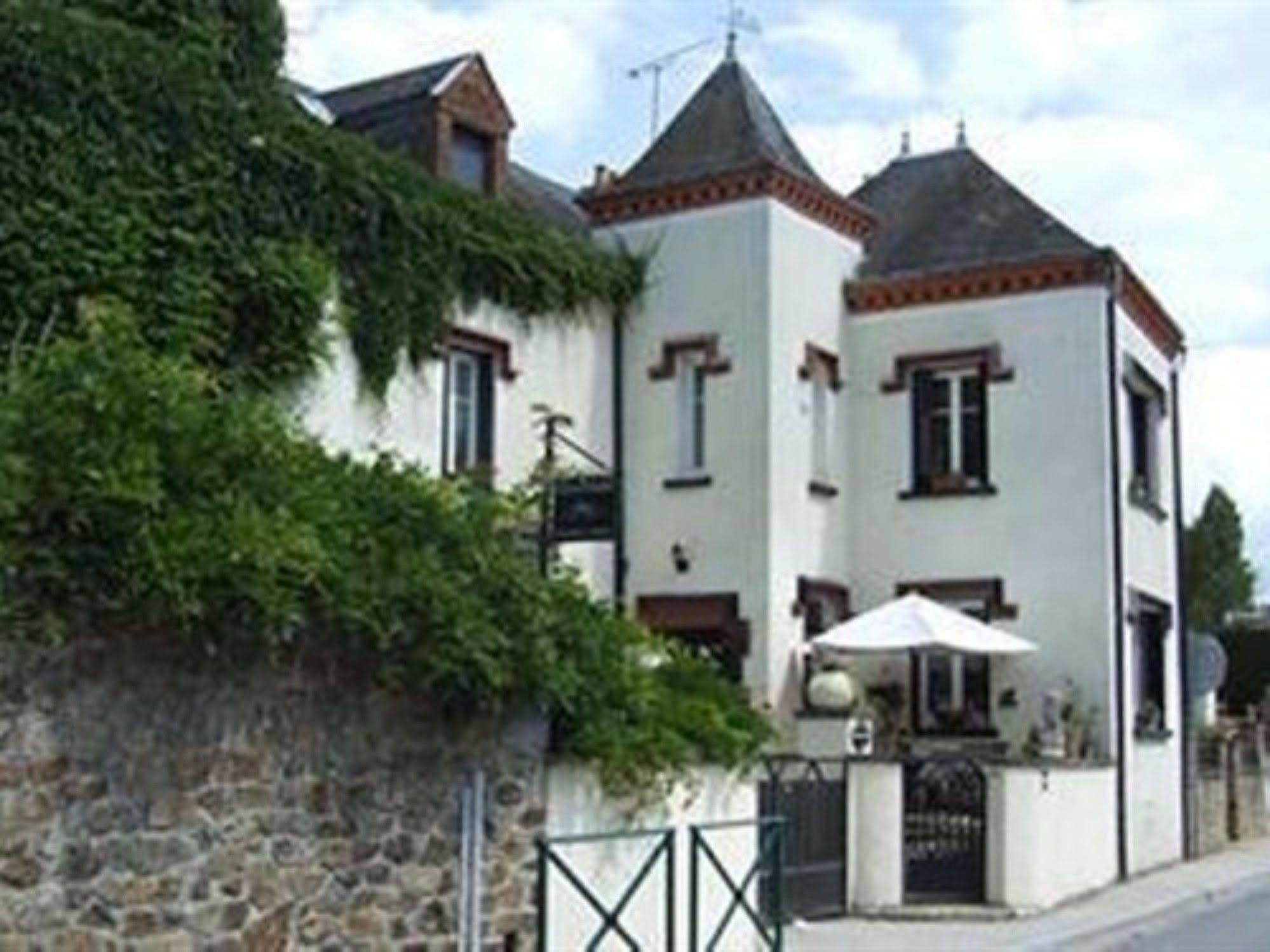 Magnac-Laval Sunset House Chambres De Hotes المظهر الخارجي الصورة