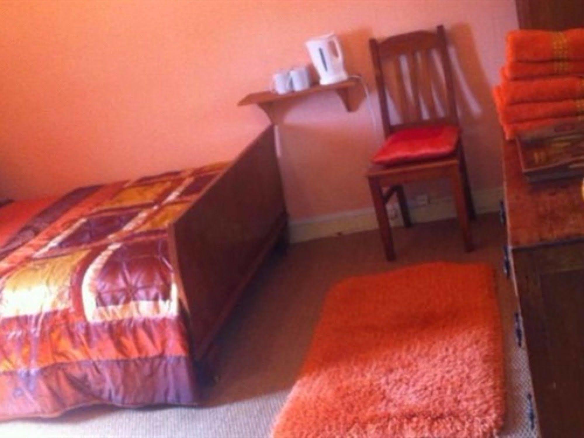 Magnac-Laval Sunset House Chambres De Hotes المظهر الخارجي الصورة